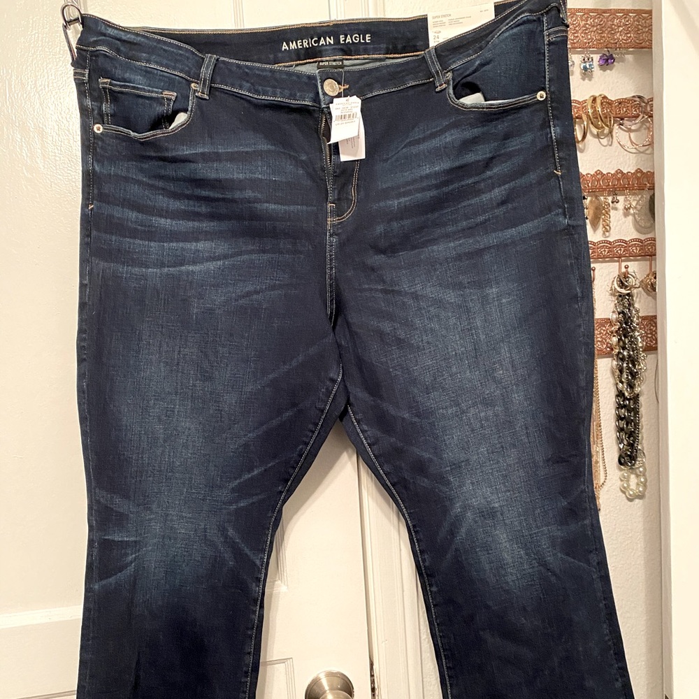 NWT American Eagle Skinny Kick jeans